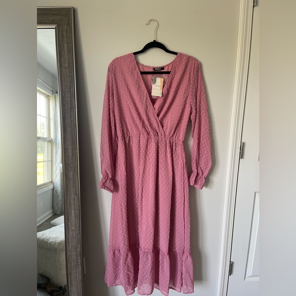 NWT longe sleeve pink dress